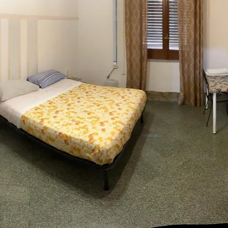 Arco Di Ballaro Oda ve Kahvaltı 3*